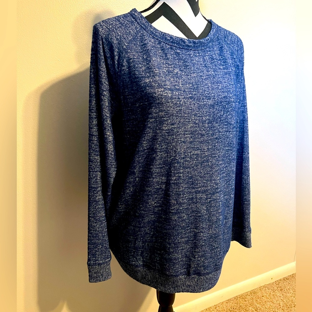 Heather Blue Hip Length Sweater Size L